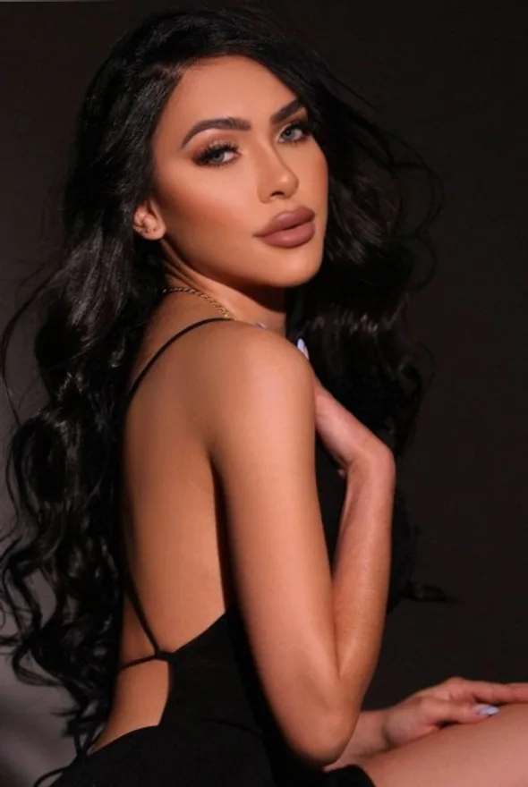 Nomira