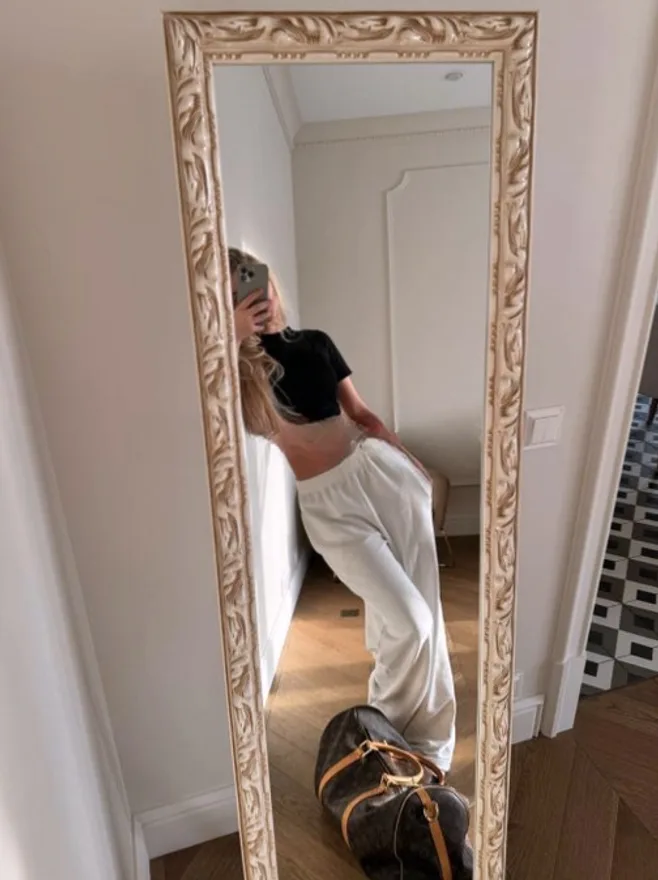 Alla