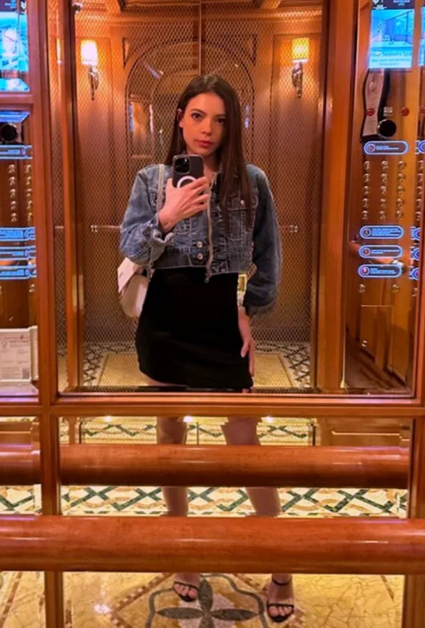 Petit Jolie