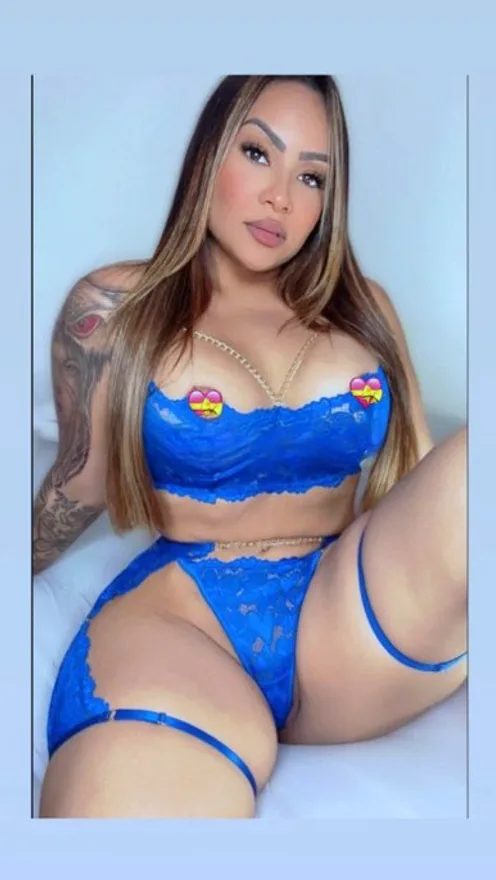 Nina Dellix