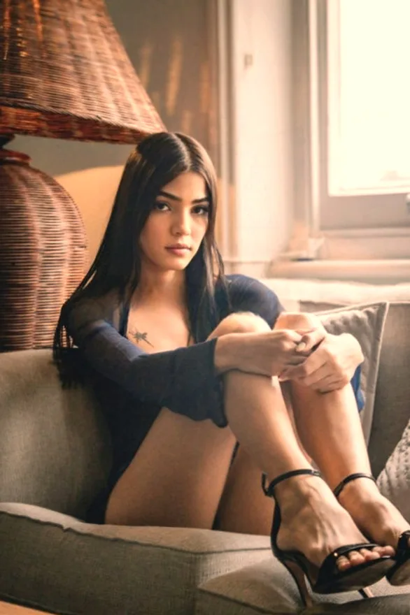 Bella