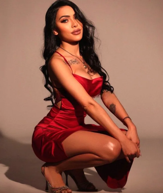 Nomira