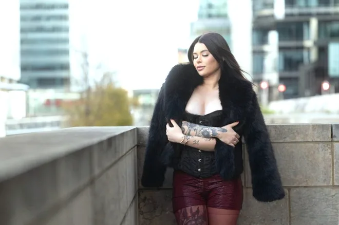 Minola