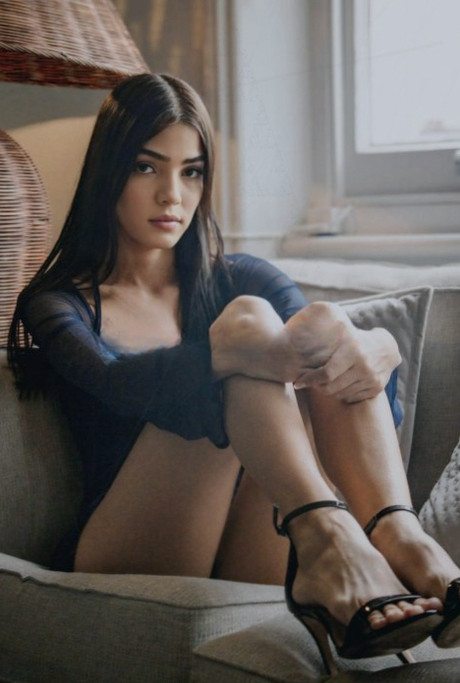 Bella